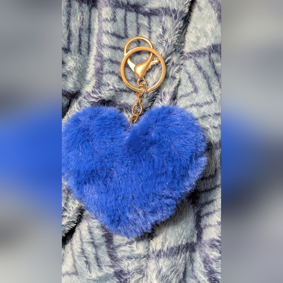 Blue Heart-Shaped Keychain (New) - Picture 5 of 7